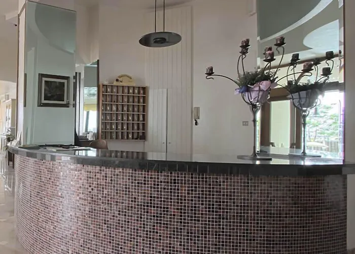 托里慕拉酒店 4*