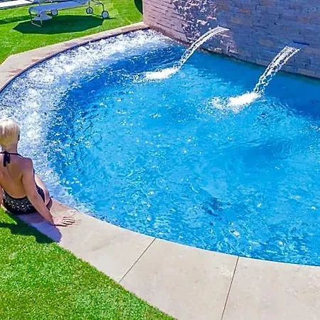 Torremaura Fronte Mare Con Club 4* Milano Marittima