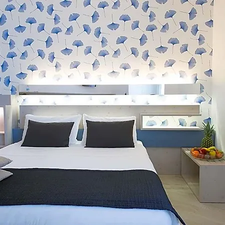 Torremaura Fronte Mare Con Club Hotel Milano Marittima