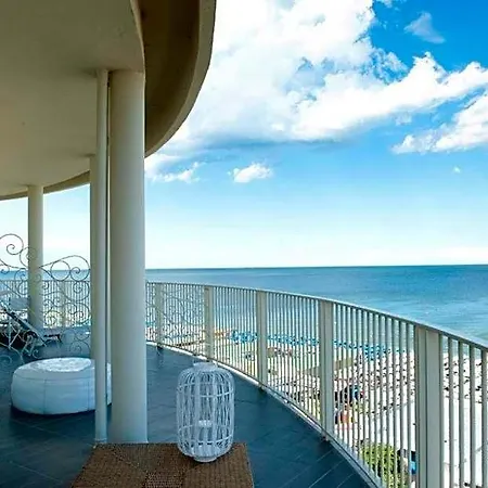Torremaura Fronte Mare Con Club 4* Milano Marittima