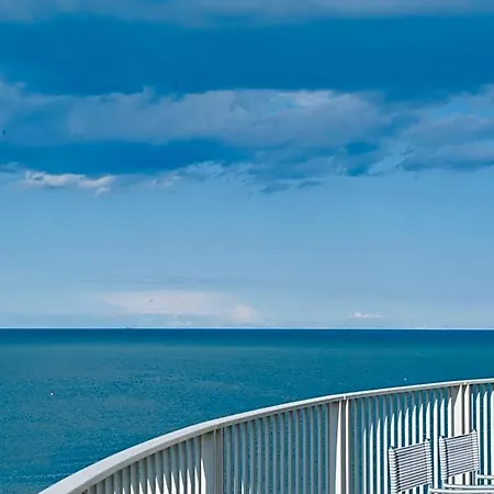 Hotel Torremaura Fronte Mare Con Club