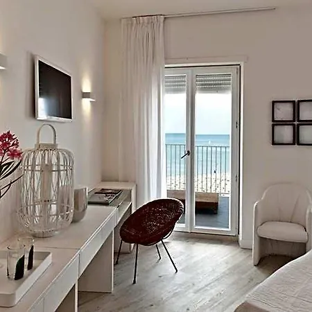 Torremaura Fronte Mare Con Club 4*