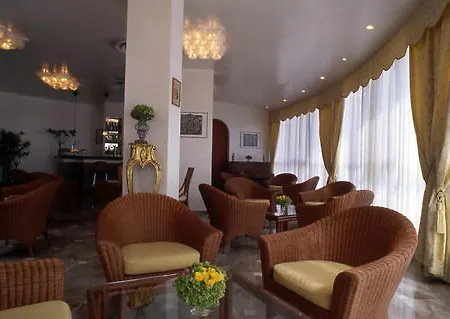 Torremaura Fronte Mare Con Club Hotel 4*