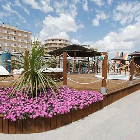 Szálloda Torremaura Milano Marittima