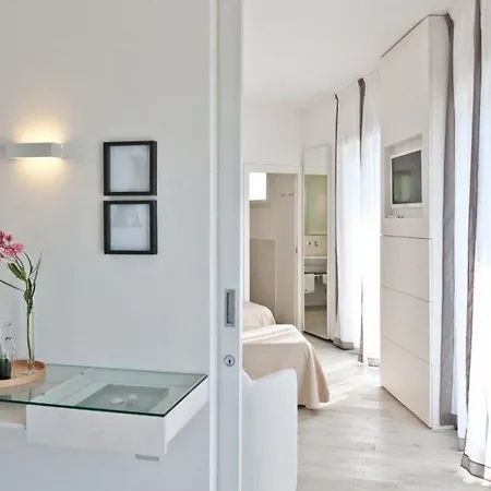 Hotel Torremaura Fronte Mare Con Beach Club ミラノ・マリッティマ